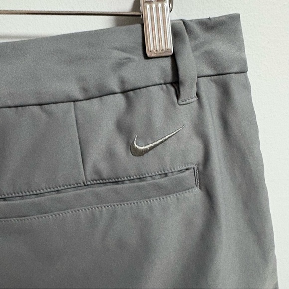 Nike Golf Shorts - Picture 5 of 8
